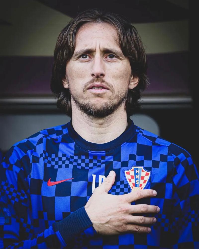 赛季0出场，米体：国米中卫帕拉西奥斯再次受伤，将缺阵几周