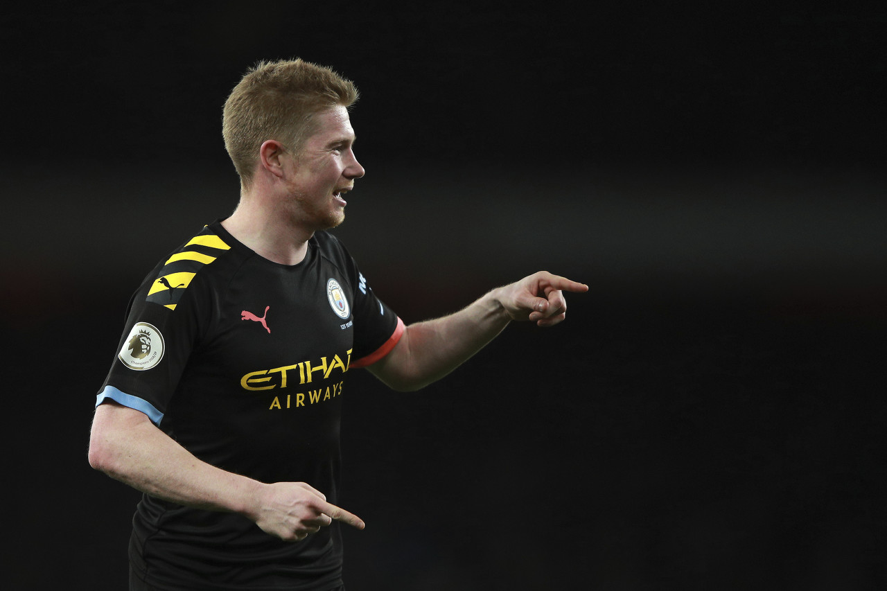 皇马1.5亿新星入选大名单！18岁天才中卫获首次征召，利物浦多特疯抢皇马死活不卖