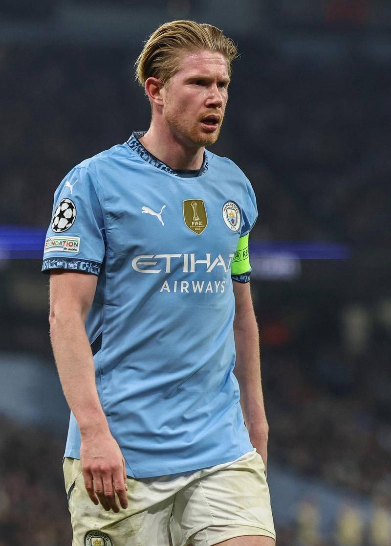 篮球火箭球员参加社区公益活动