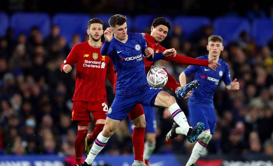 曼市队长本季已失主力位置 米兰租借沃克含买断条款