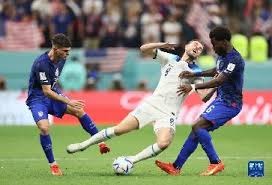 内雷斯：那不勒斯将继续竞争意甲冠军，对米兰是否复出由孔蒂决定