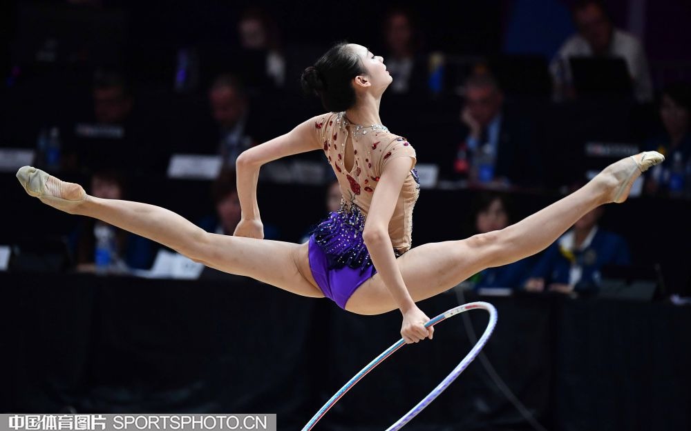 射门时致弗朗西斯重伤，田中碧被换下后立即找到加纳主帅道歉