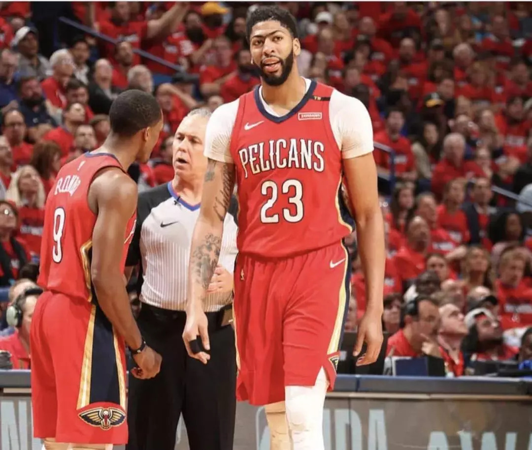 队友的配合 队友的配合