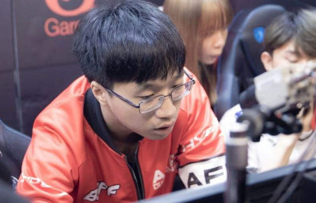 符被拒入场 符被拒入场